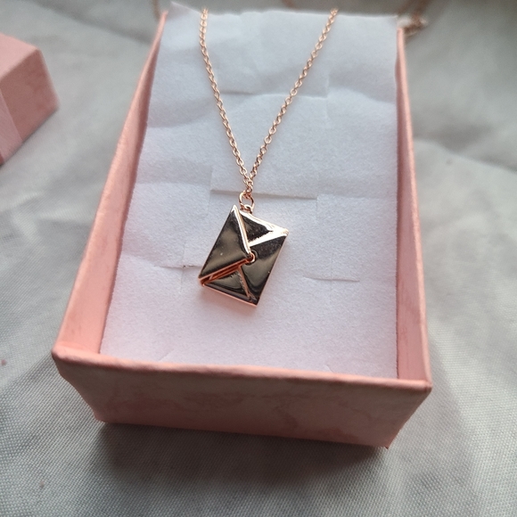 Rose Gold cute envelope necklace love note 16in - Picture 3 of 6